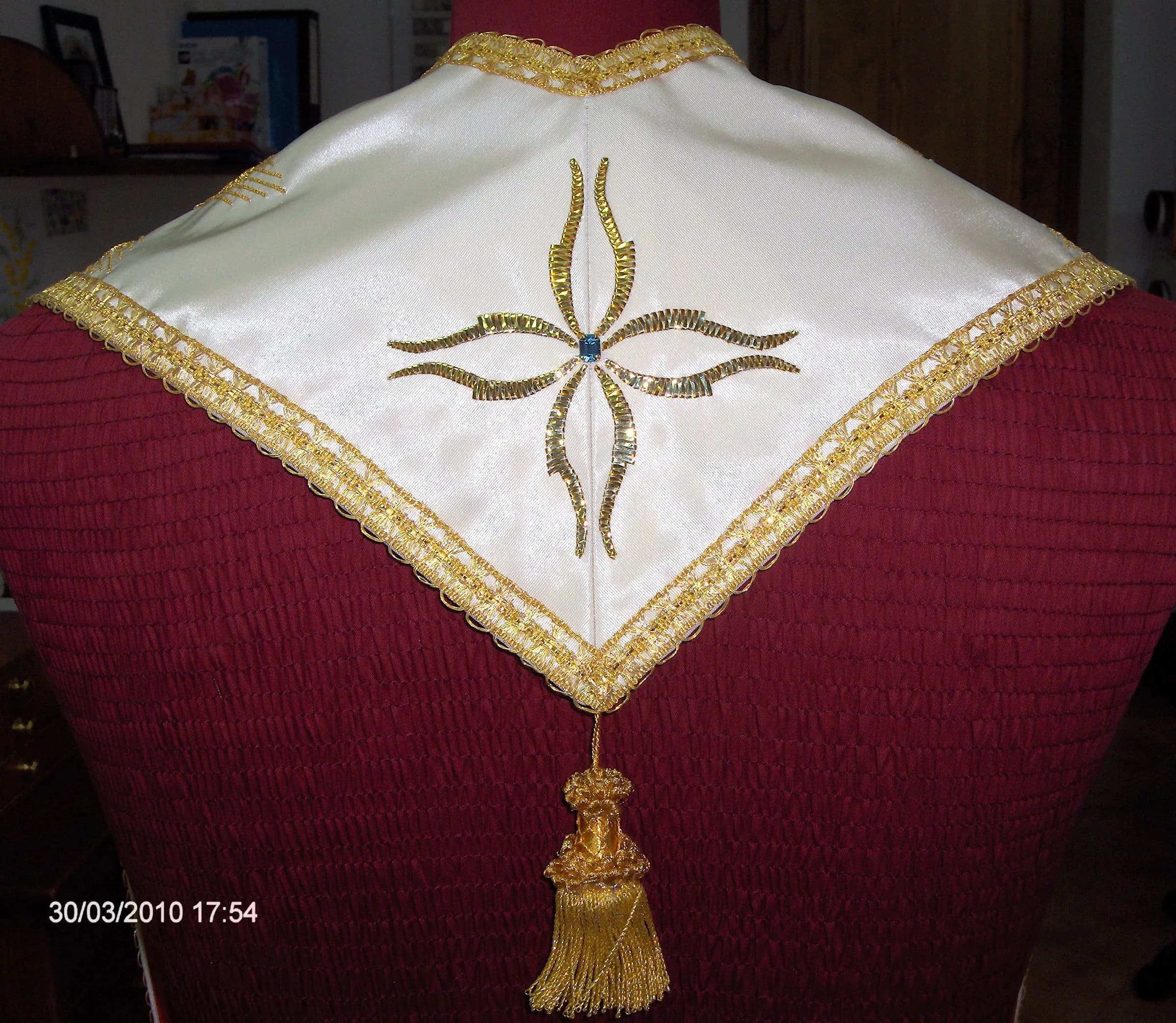 Stola dietro 2010