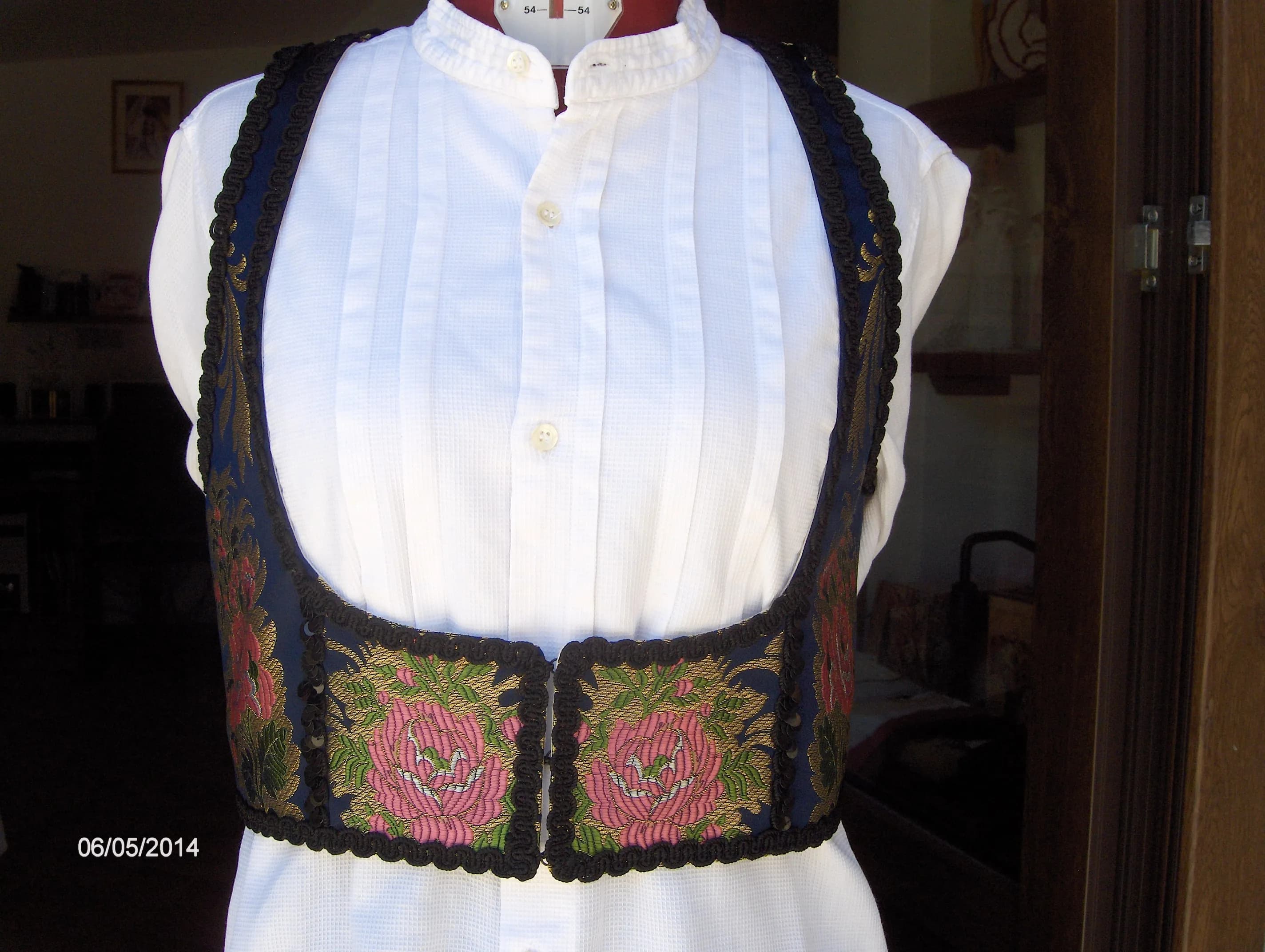 corpetto del costume tradizionale Sardegna (2)